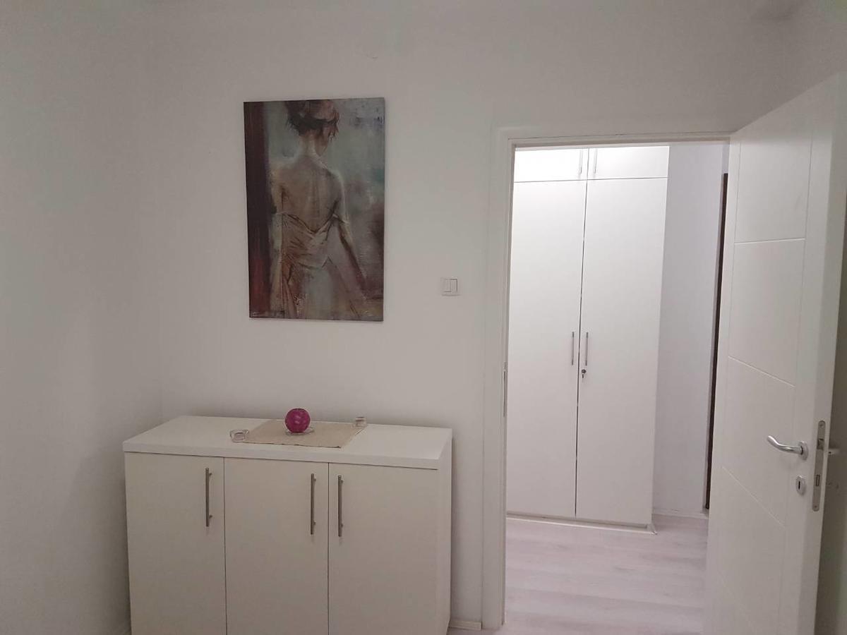 Apartment Gea 18 Νόβι Σαντ Εξωτερικό φωτογραφία