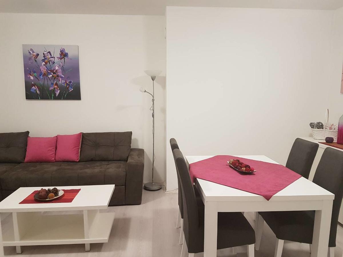 Apartment Gea 18 Νόβι Σαντ Εξωτερικό φωτογραφία