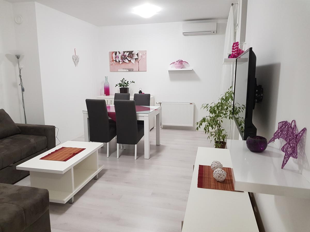 Apartment Gea 18 Νόβι Σαντ Εξωτερικό φωτογραφία