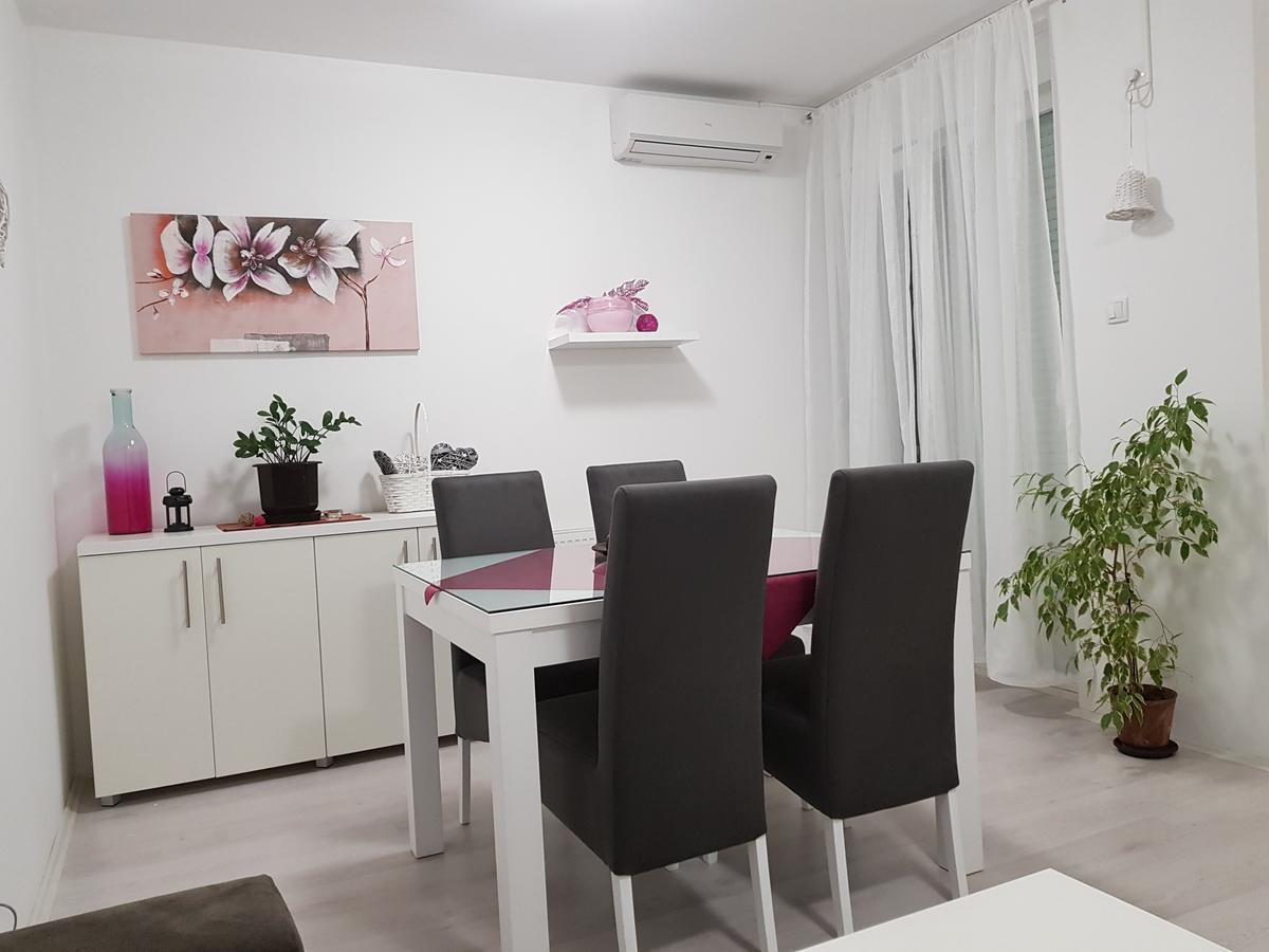 Apartment Gea 18 Νόβι Σαντ Εξωτερικό φωτογραφία
