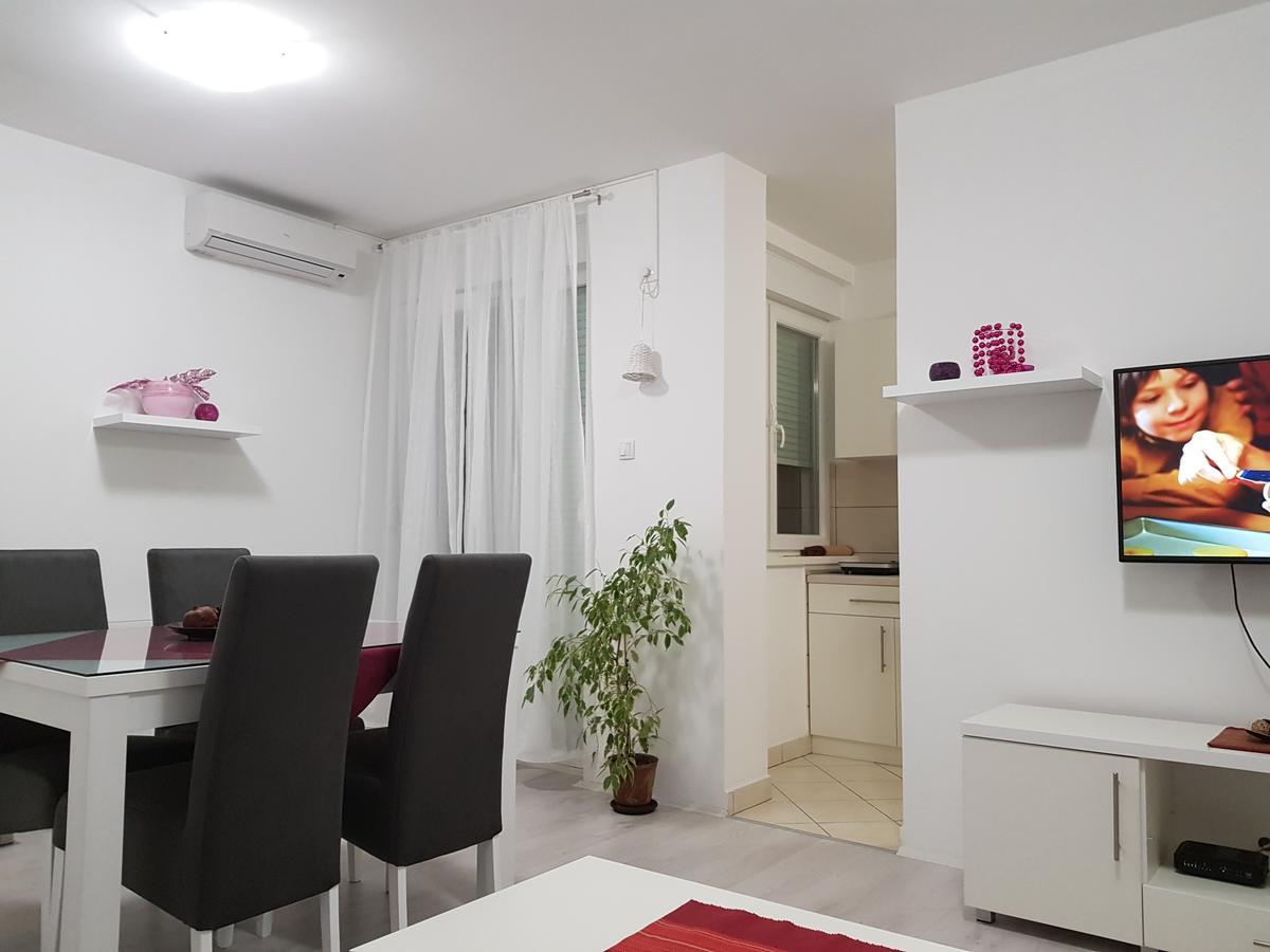 Apartment Gea 18 Νόβι Σαντ Εξωτερικό φωτογραφία