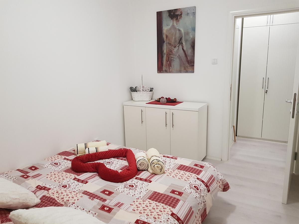 Apartment Gea 18 Νόβι Σαντ Εξωτερικό φωτογραφία
