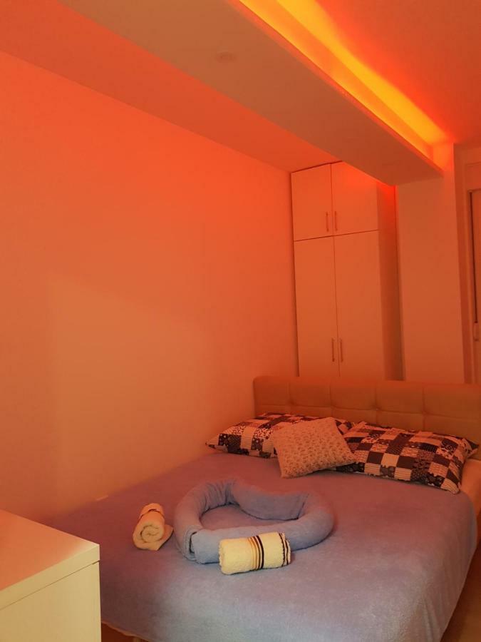 Apartment Gea 18 Νόβι Σαντ Εξωτερικό φωτογραφία