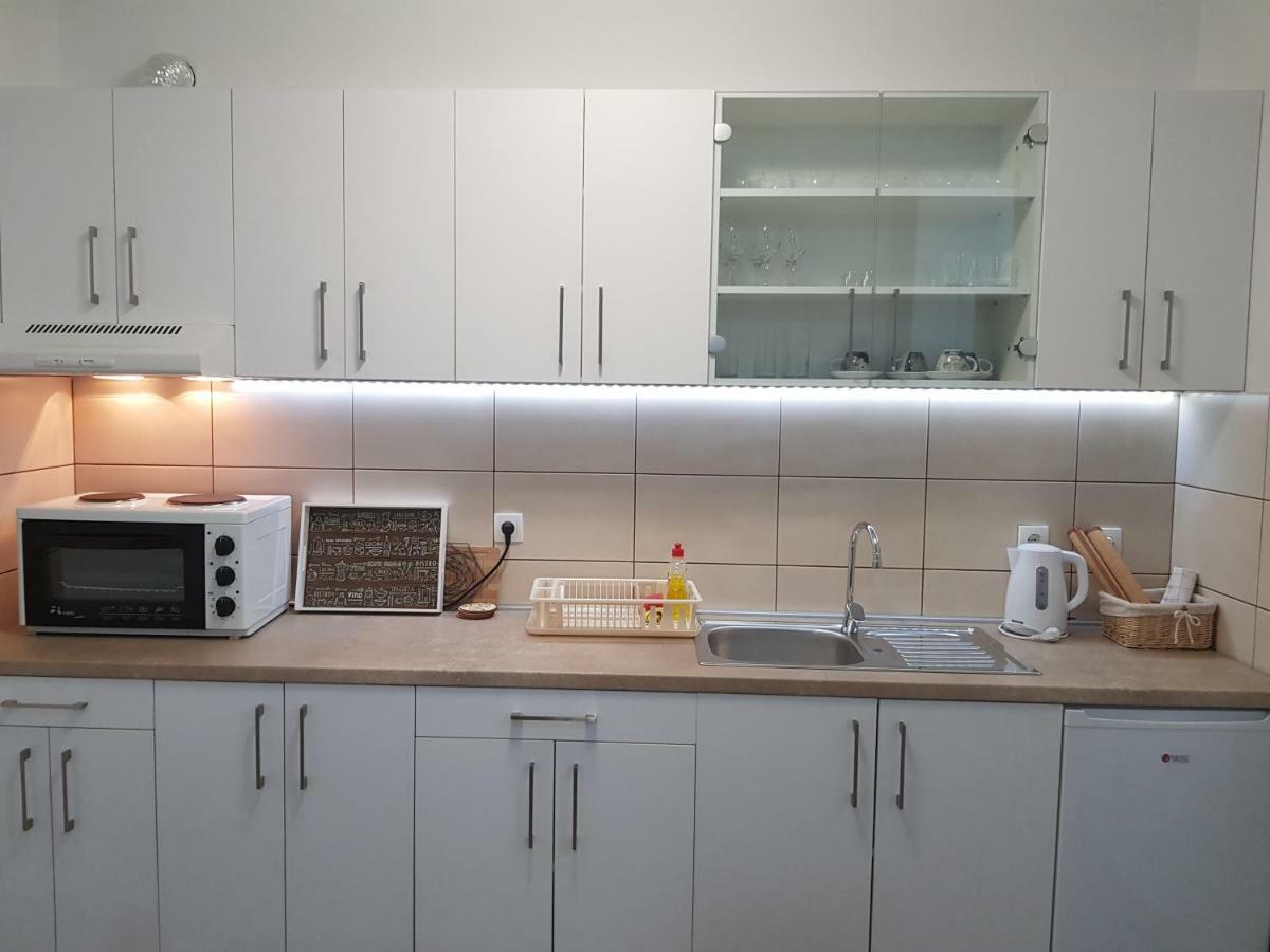 Apartment Gea 18 Νόβι Σαντ Εξωτερικό φωτογραφία