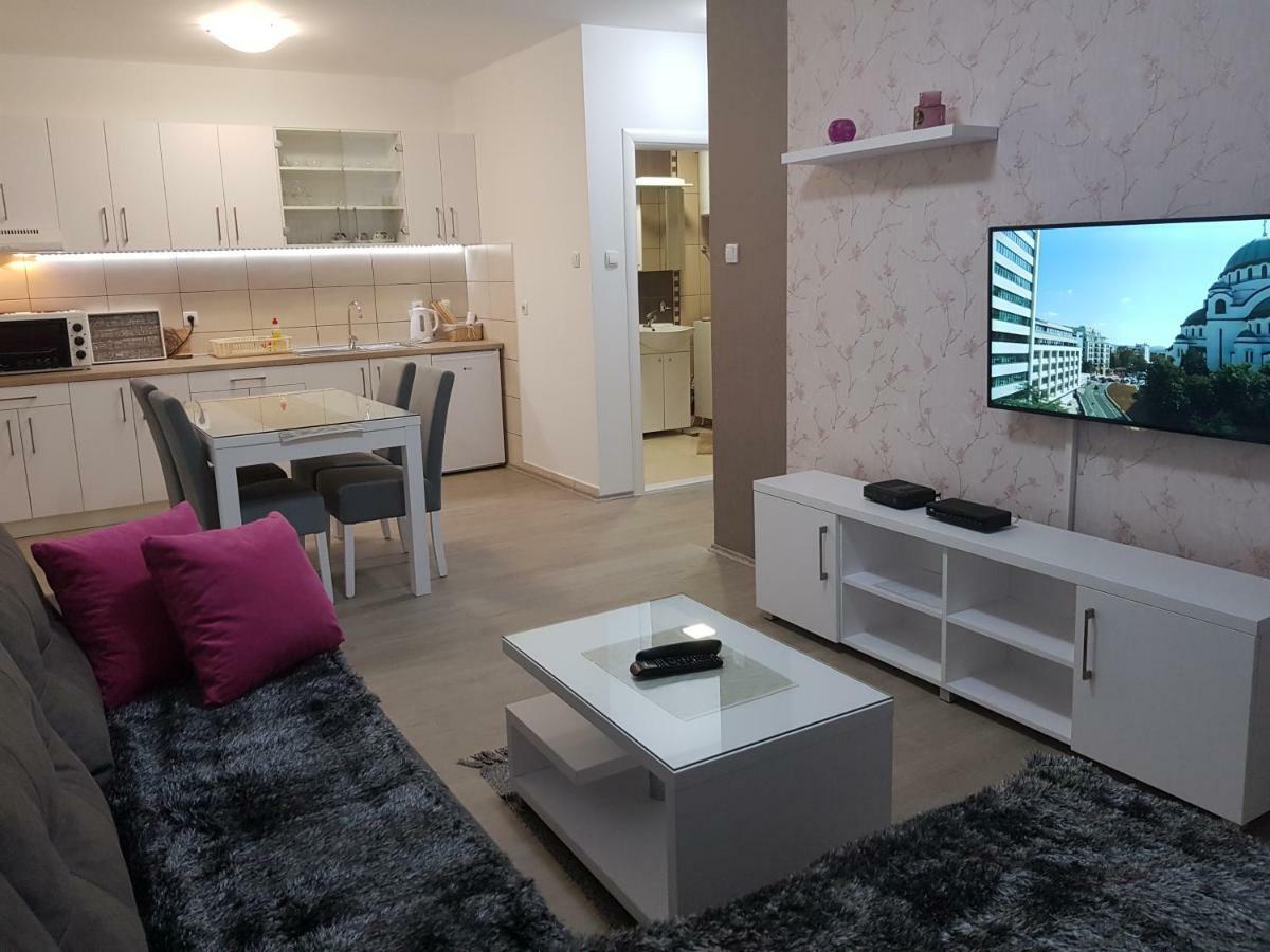 Apartment Gea 18 Νόβι Σαντ Εξωτερικό φωτογραφία