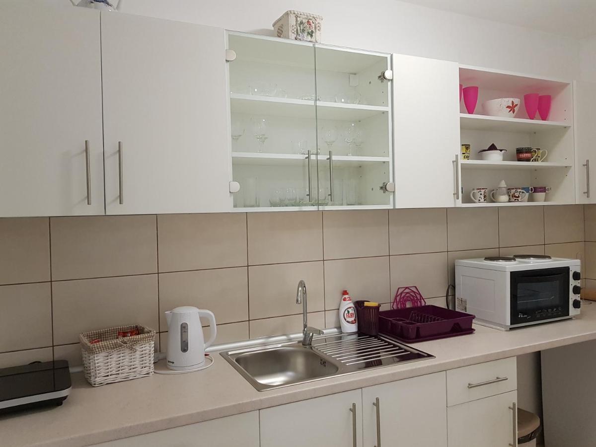 Apartment Gea 18 Νόβι Σαντ Εξωτερικό φωτογραφία
